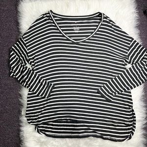 American Eagle soft and sexy grey and white striped long sleeve tunic top